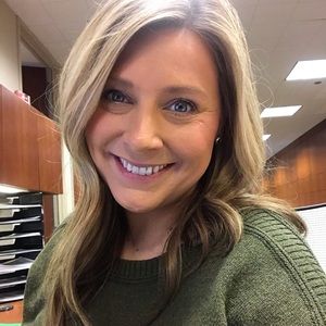 Meet your Posher, Jen